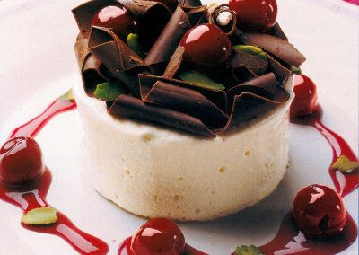 Berry Chocolate Cake